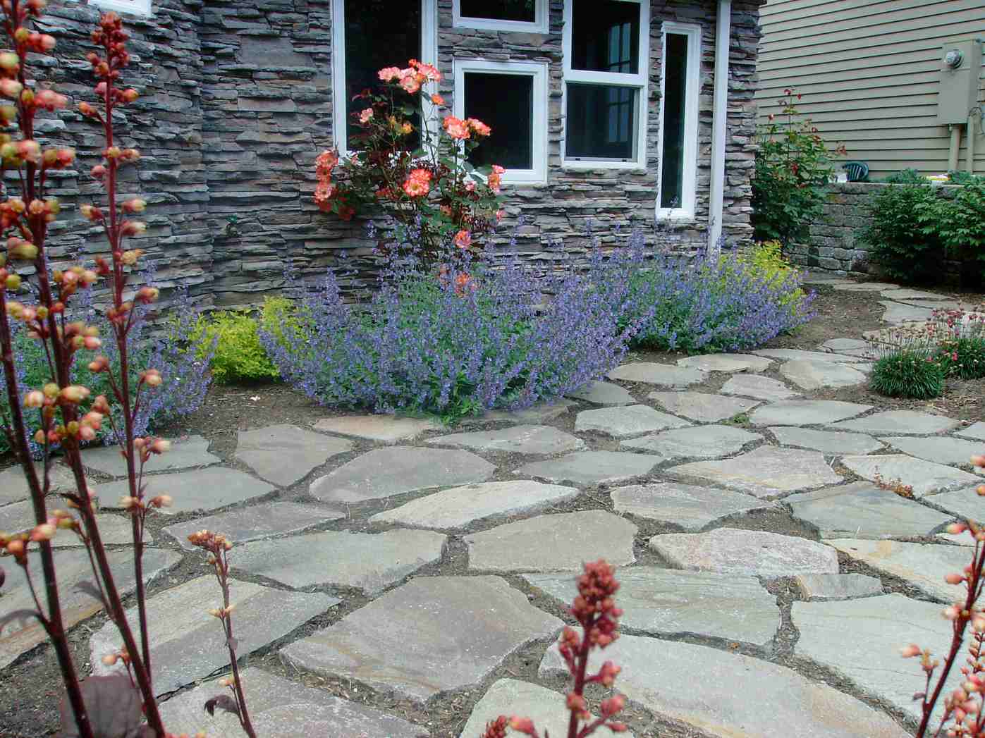 Read more about the article The Future of Lawn Care: Eco-Friendly Landscaping Trends in Portland